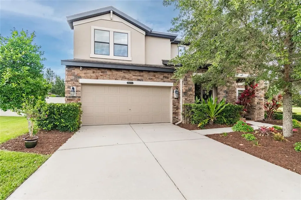 8440 Bluevine Sky Drive Land O Lakes FL 34637