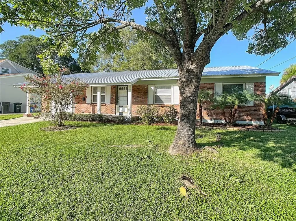 8330 Archwood Circle Tampa FL 33615