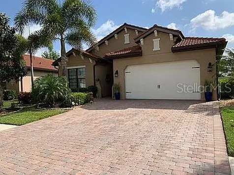 1052 Bradberry Drive Nokomis FL 34275