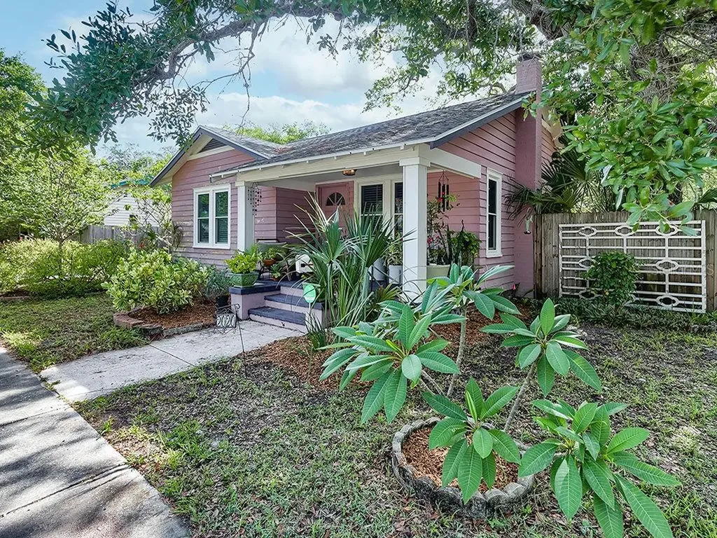 2020 2nd Street S St Petersburg FL 33705