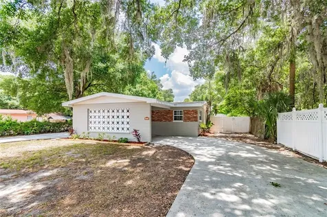1204 N Orange Street Plant City FL 33563