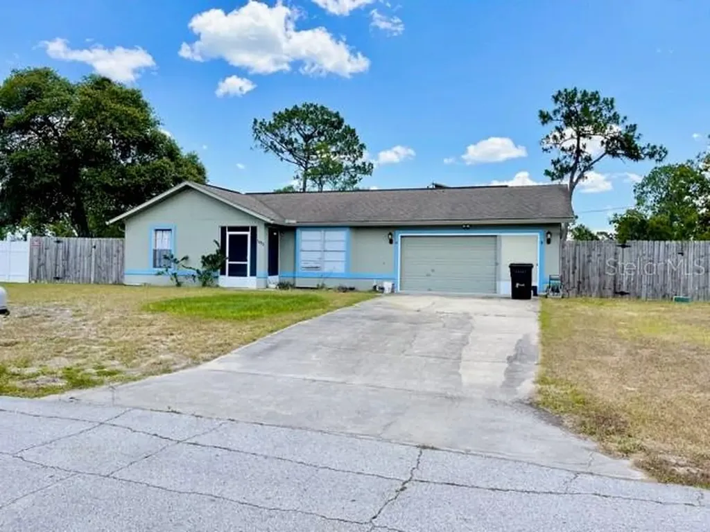 1652 Newcomb Lane Deltona FL 32738