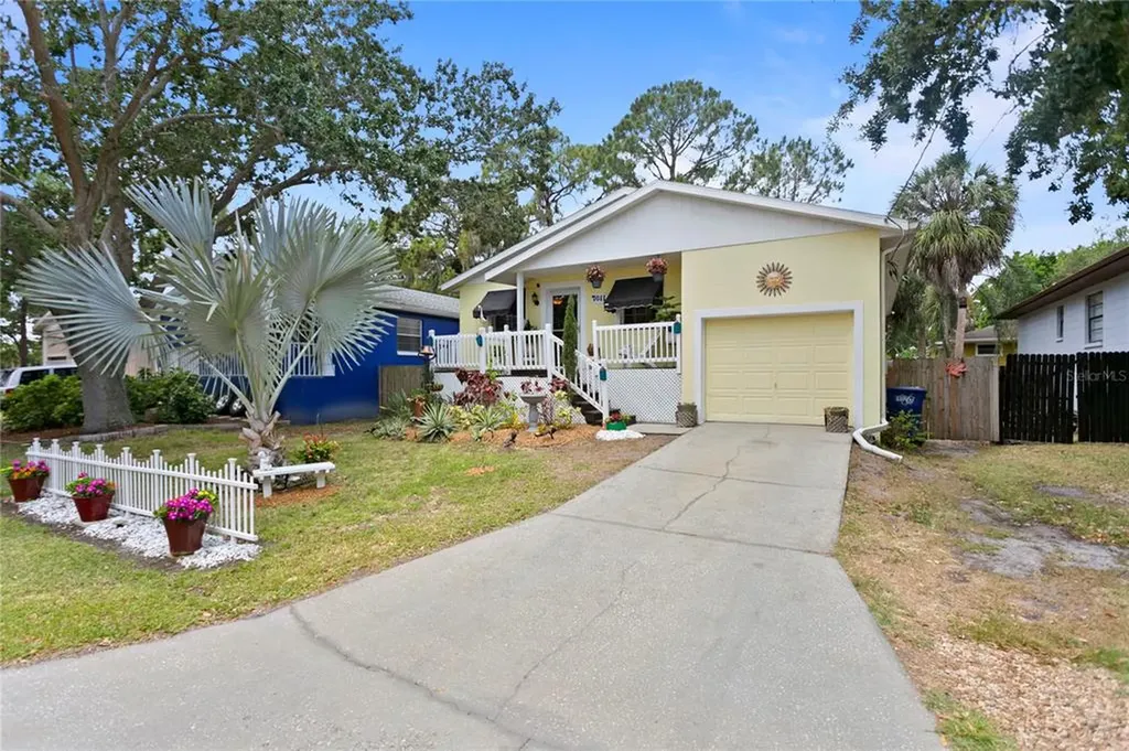 7611 S Sherrill Street Tampa FL 33616