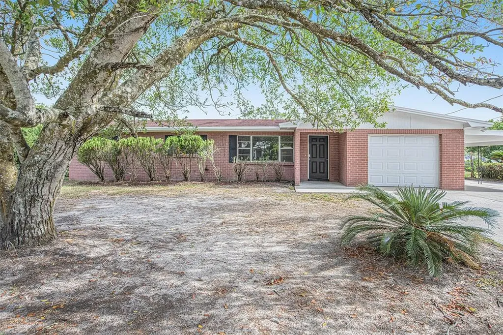 37127 Mandarin Avenue Zephyrhills FL 33541