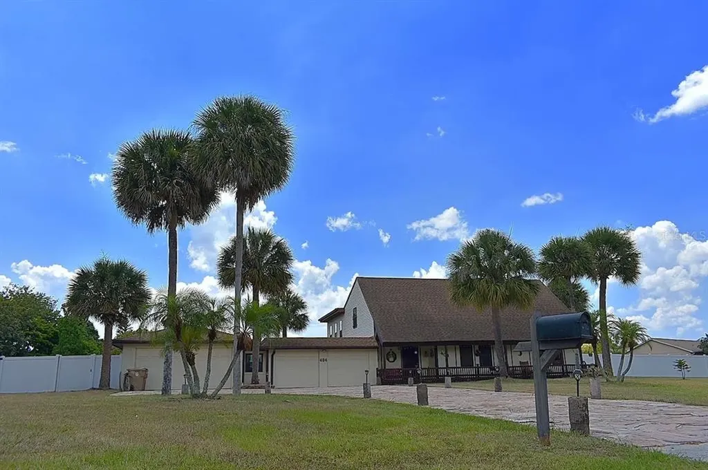 404 Buenaventura Boulevard Kissimmee FL 34743