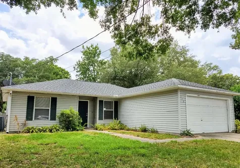 126 E 7th Street Chuluota FL 32766