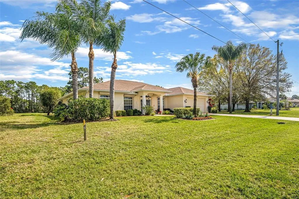 68 Pinehurst Place Rotonda West FL 33947