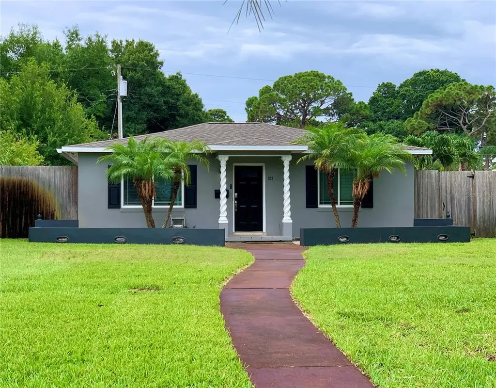 6320 Burlington Avenue N St Petersburg FL 33710