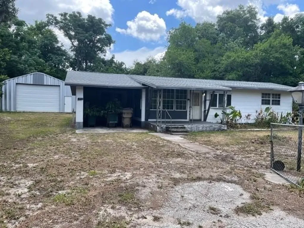 32722 Vista Avenue Leesburg FL 34788