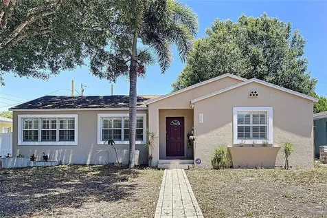 1525 26th Avenue N St Petersburg FL 33704