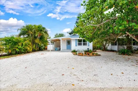 651 Linley Street Longboat Key FL 34228