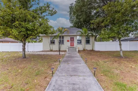 2048 29th Avenue N St Petersburg FL 33713