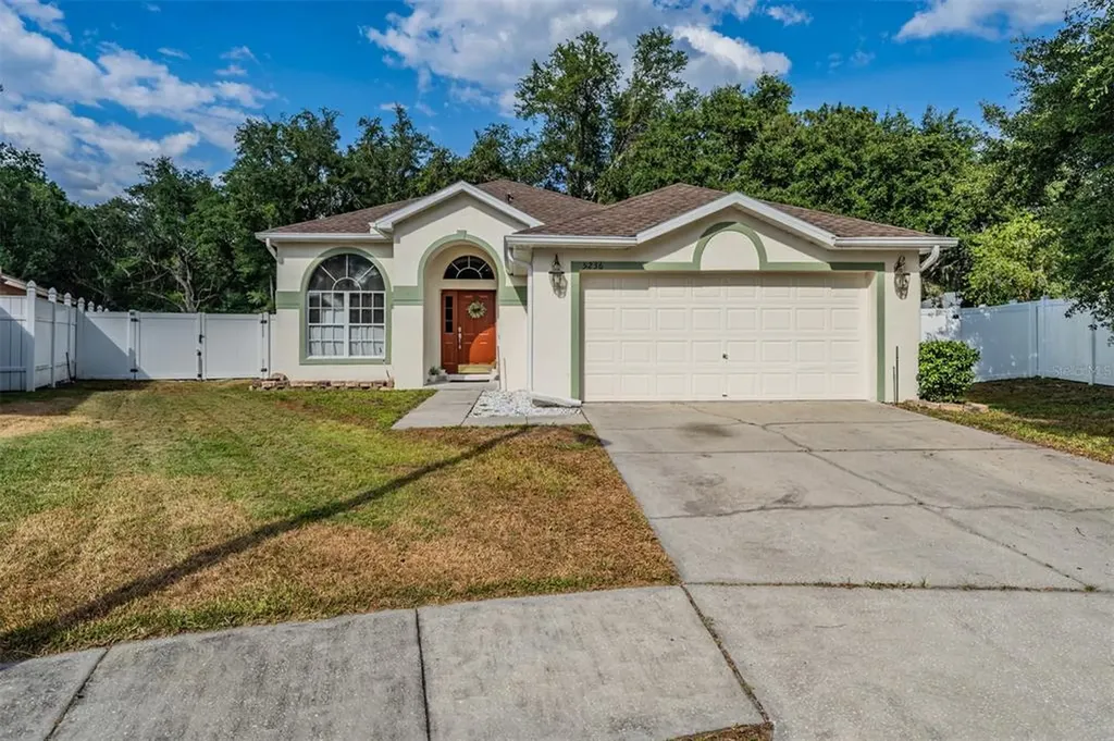5236 Highgate Court Zephyrhills FL 33541