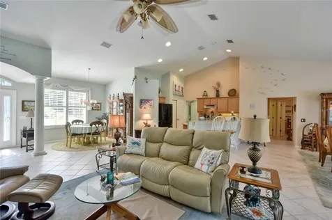 19687 SW 80th Street Dunnellon FL 34432