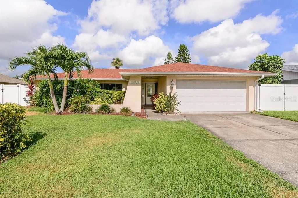 1266 Stony Brook Lane Dunedin FL 34698