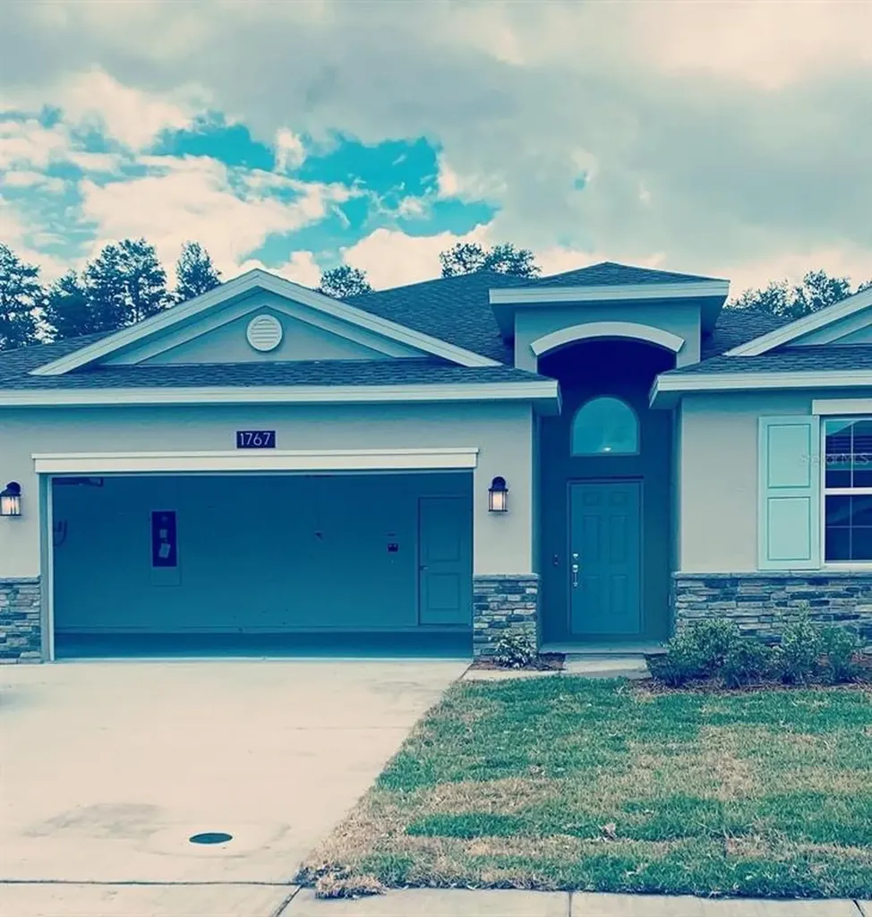 1767 Chatsworth Circle Saint Cloud FL 34771