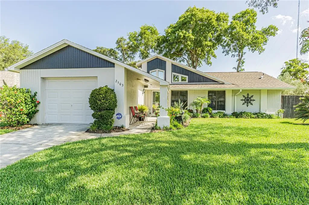 2503 Morning Glory Court Holiday FL 34691