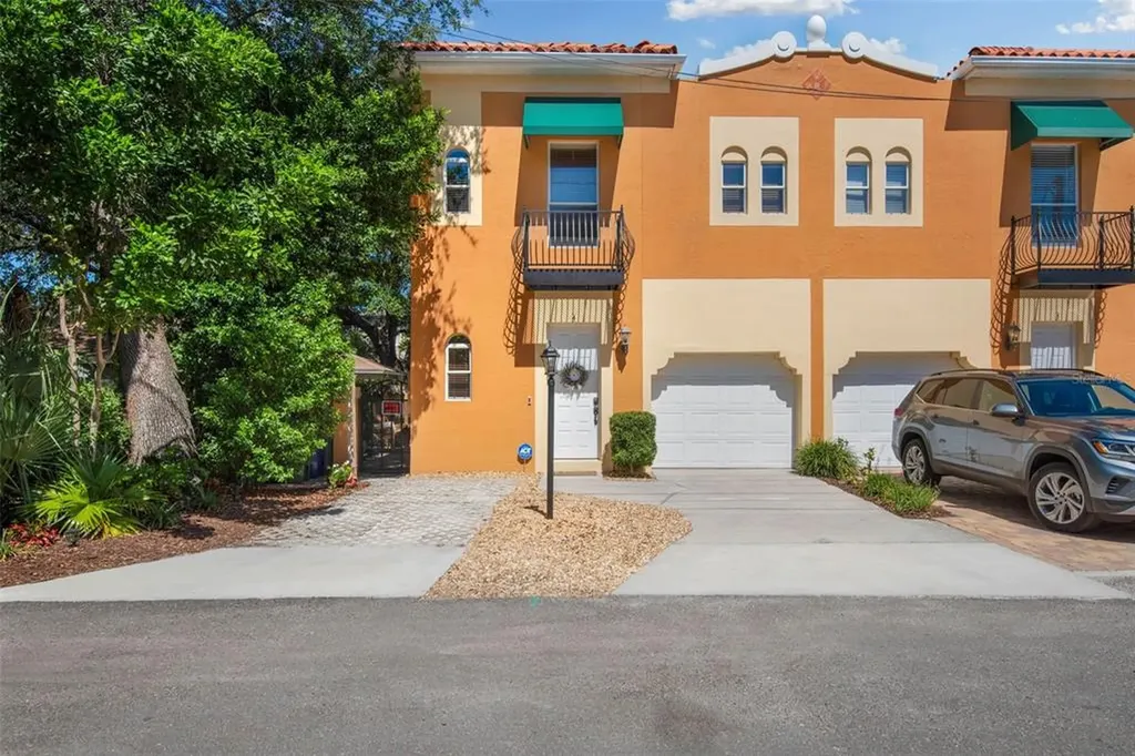403 S Fremont Avenue Tampa FL 33606