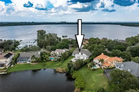 849 Apalachee Drive NE St Petersburg FL 33702