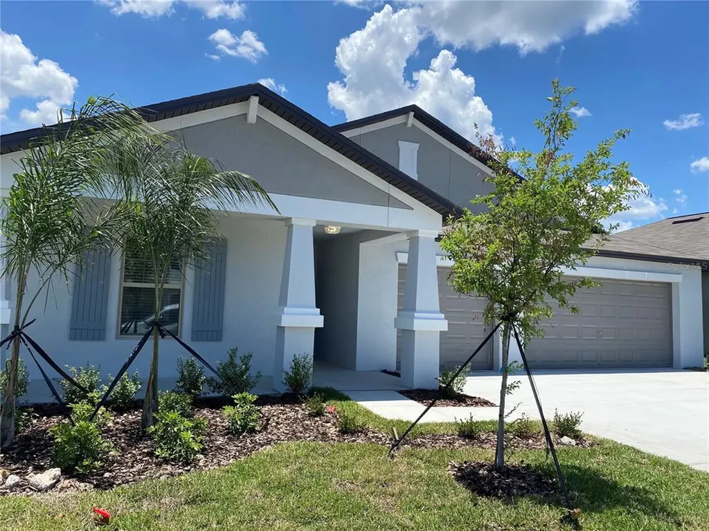 190 Rain Berry Avenue Ruskin FL 33570
