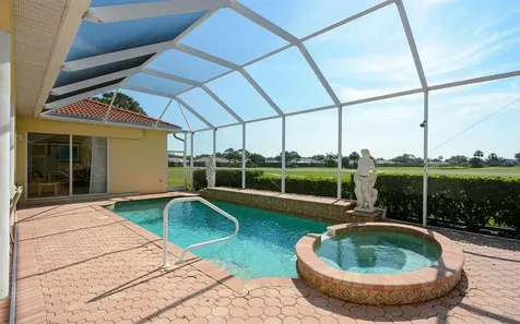 4489 Chase Oaks Drive Sarasota FL 34241