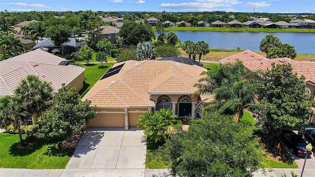 2054 Sailborough Court Winter Garden FL 34787