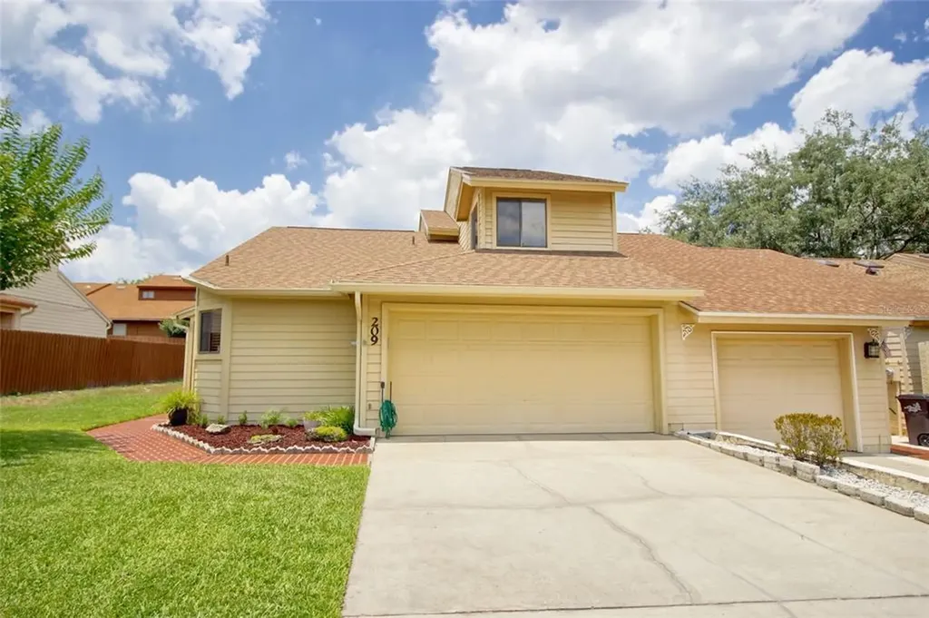 209 Egret Court Altamonte Springs FL 32701