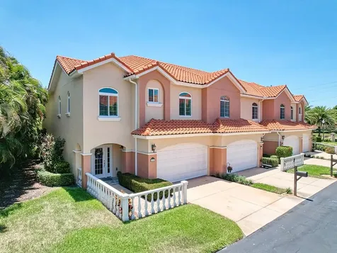 6249 Vista Verde Drive W St Petersburg FL 33707