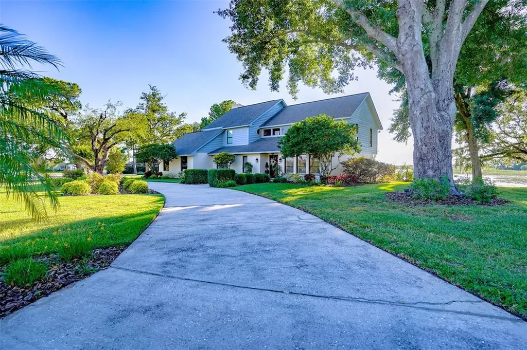 3220 Lake Breeze Drive Haines City FL 33844