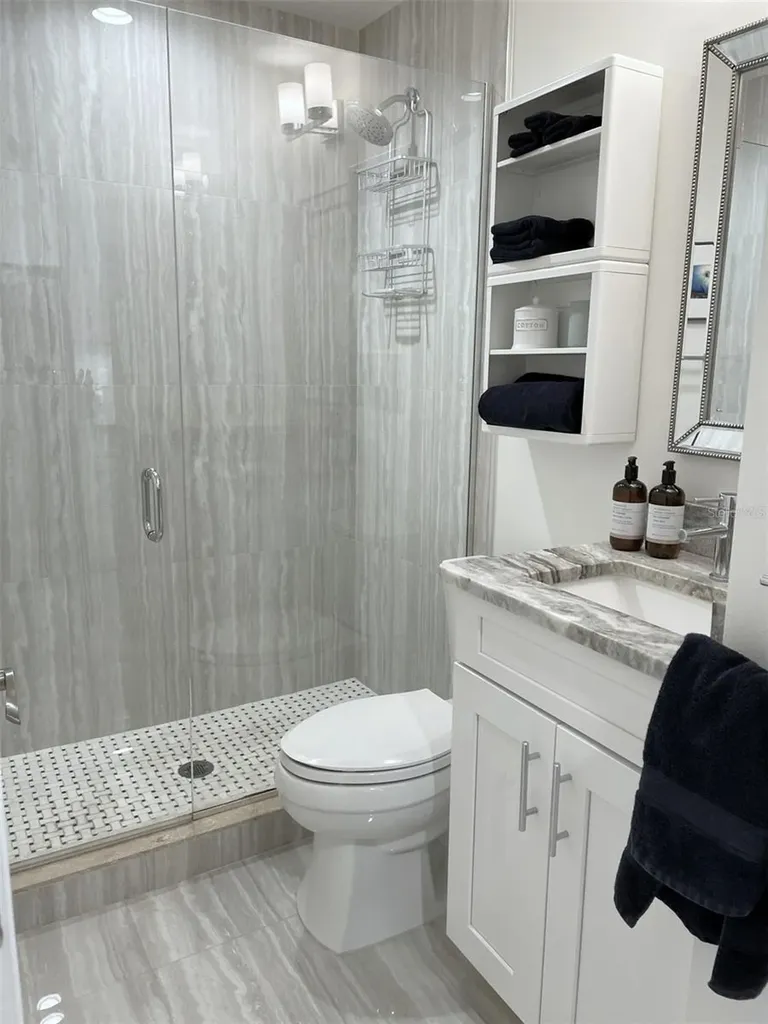 3543 Longmeadow Sarasota FL 34235