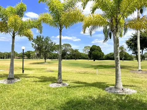 3543 Longmeadow Sarasota FL 34235