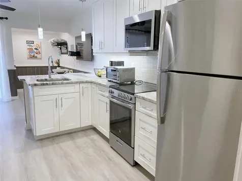 3543 Longmeadow Sarasota FL 34235
