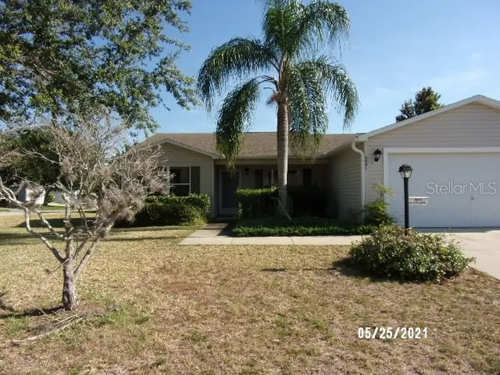 8001 SE 175th Columbia Place The Villages FL 32162