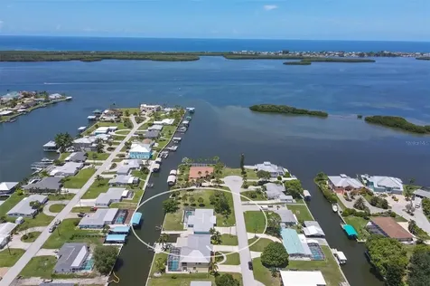 1915 Michigan Avenue Englewood FL 34224