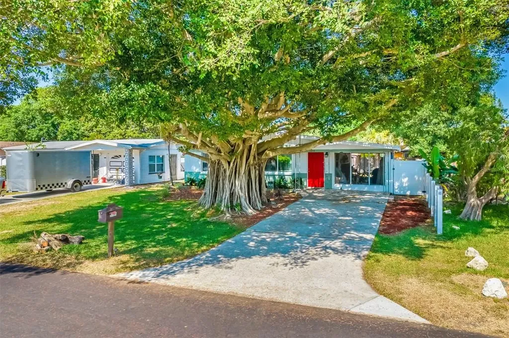 1214 53rd Street S Gulfport FL 33707