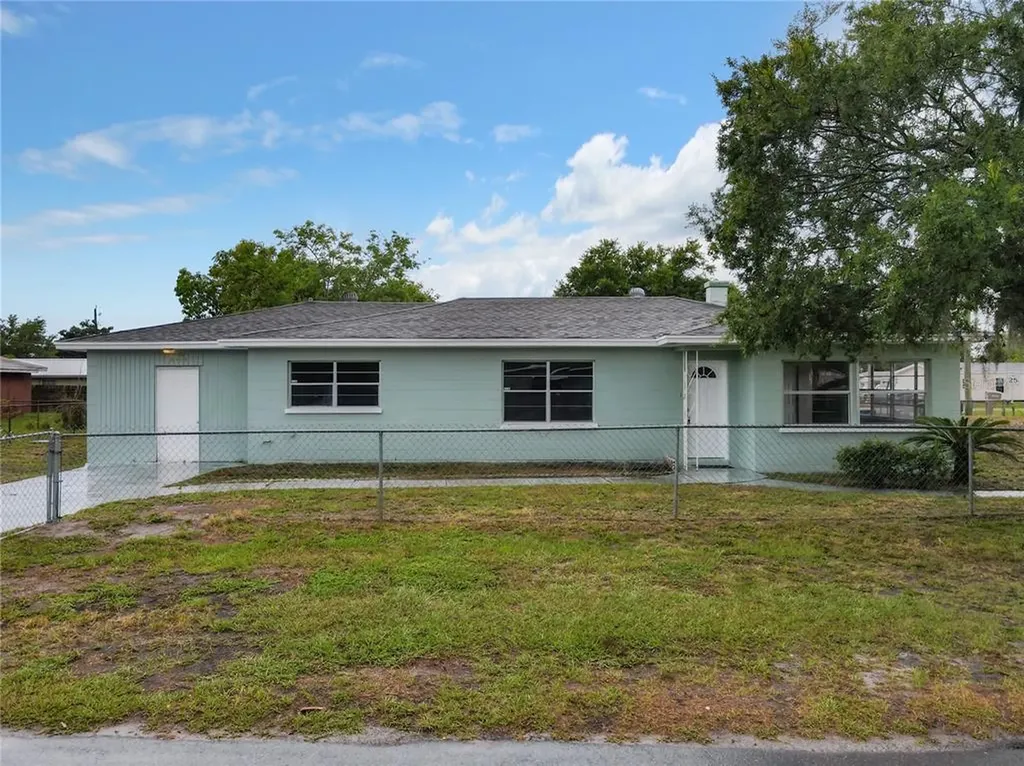 2030 W Magnolia Street Lakeland FL 33815