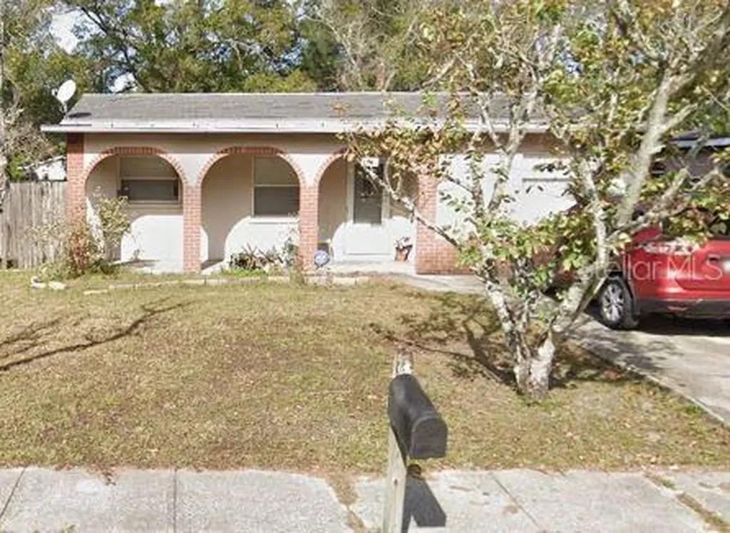 3811 39th Avenue N St Petersburg FL 33714
