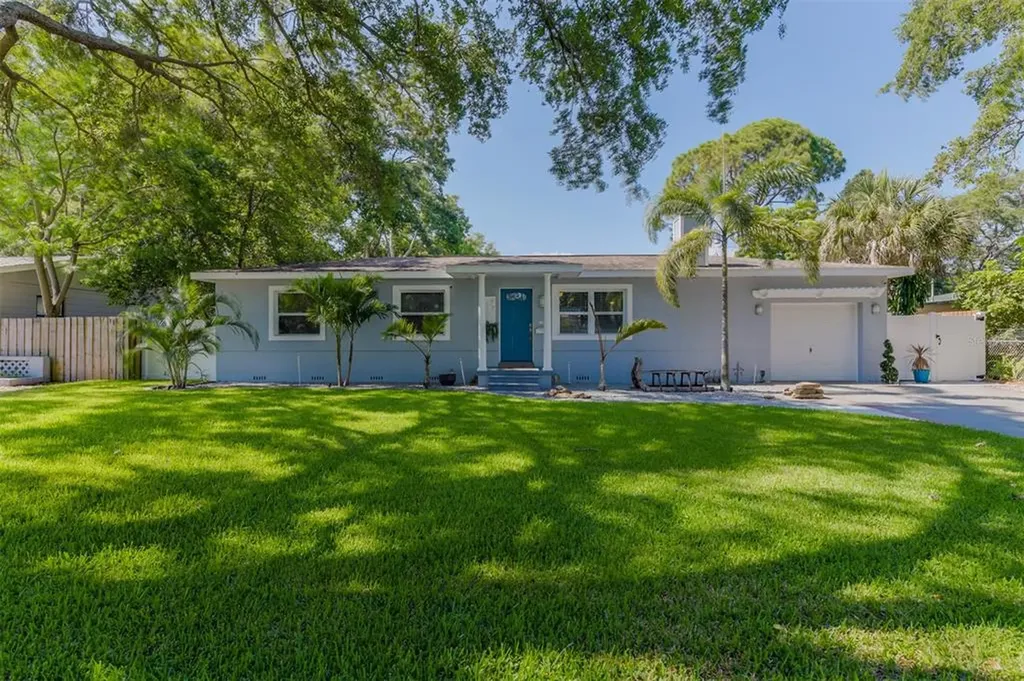 4521 Yardley Avenue N St Petersburg FL 33713