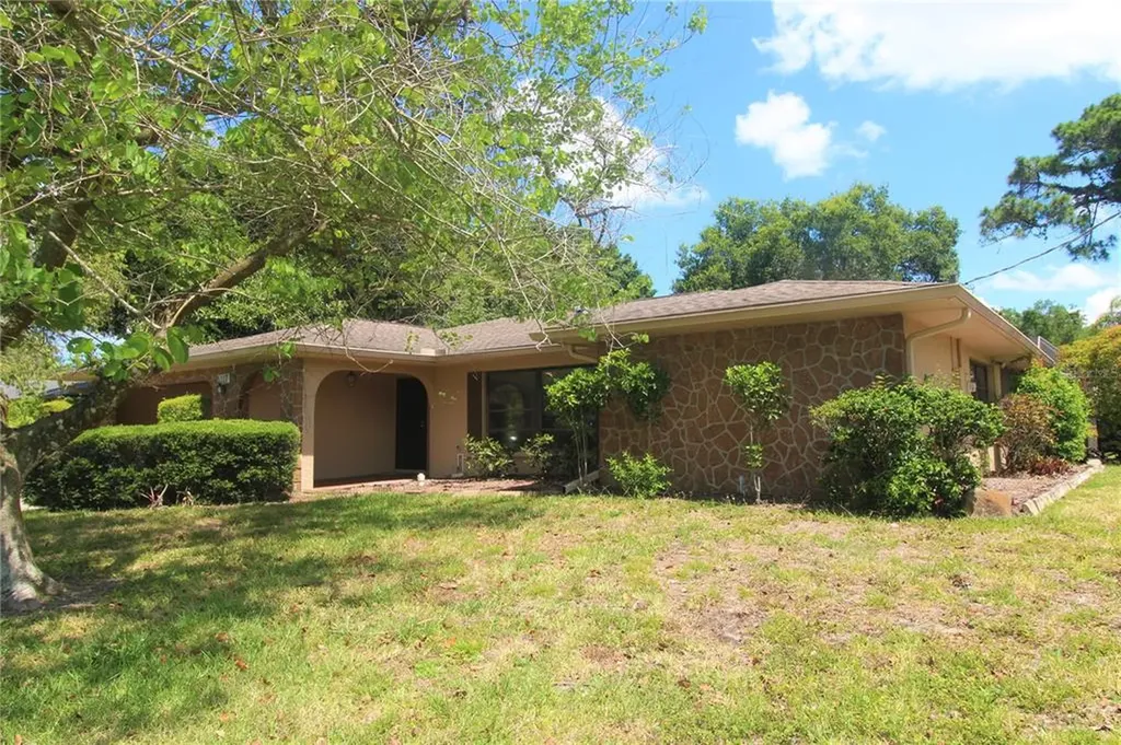 1117 Angela Maria Road Sarasota FL 34243