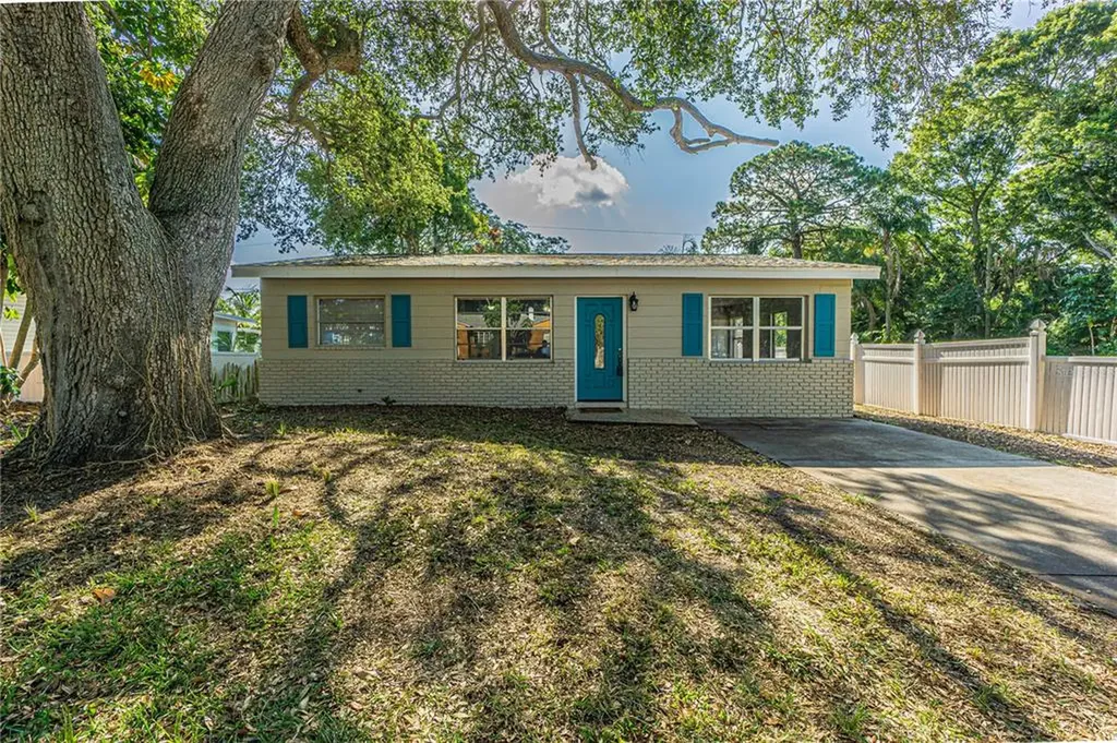 2618 47th Street S Gulfport FL 33711