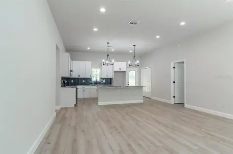 2424 NE 2nd Avenue Gainesville FL 32641