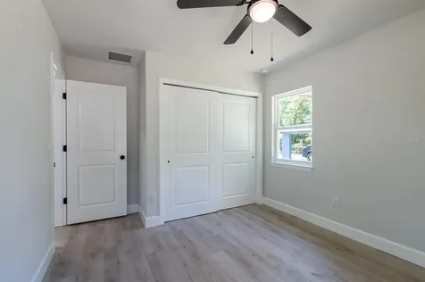 2424 NE 2nd Avenue Gainesville FL 32641
