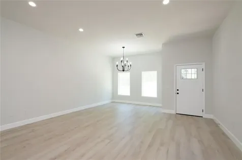 2424 NE 2nd Avenue Gainesville FL 32641