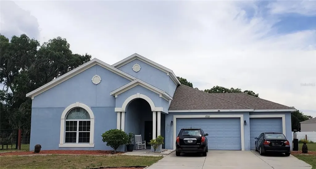 1701 Via Palermo Street Plant City FL 33566