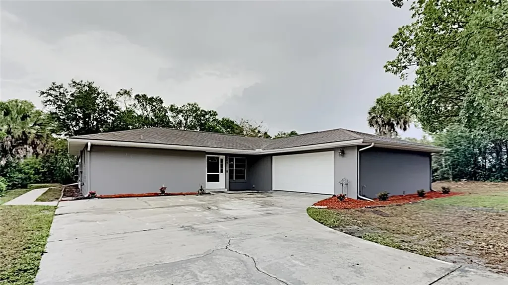 1109 N Lakeshore Boulevard Lake Wales FL 33853