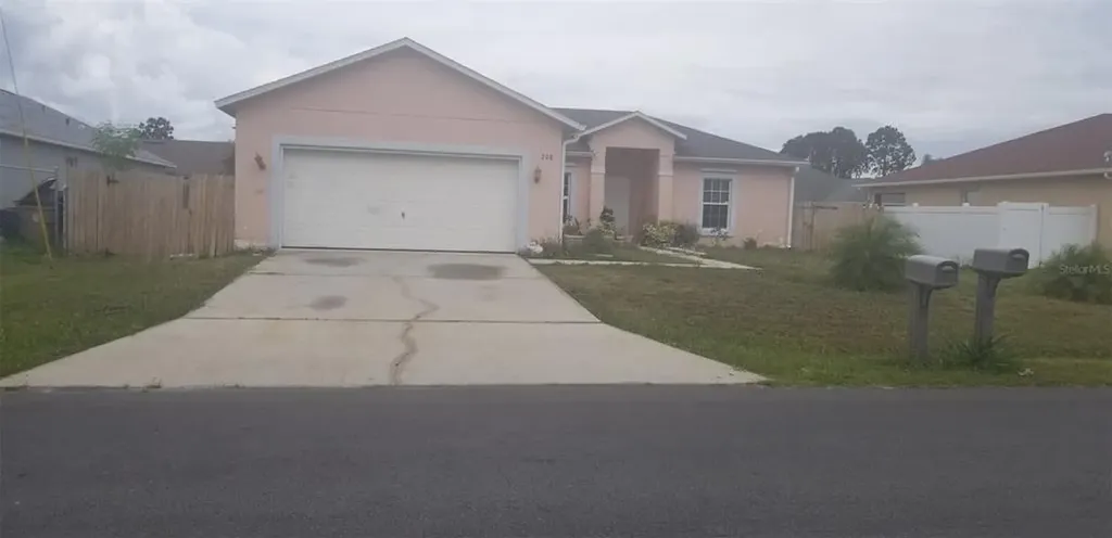 208 Dalton Drive Kissimmee FL 34758