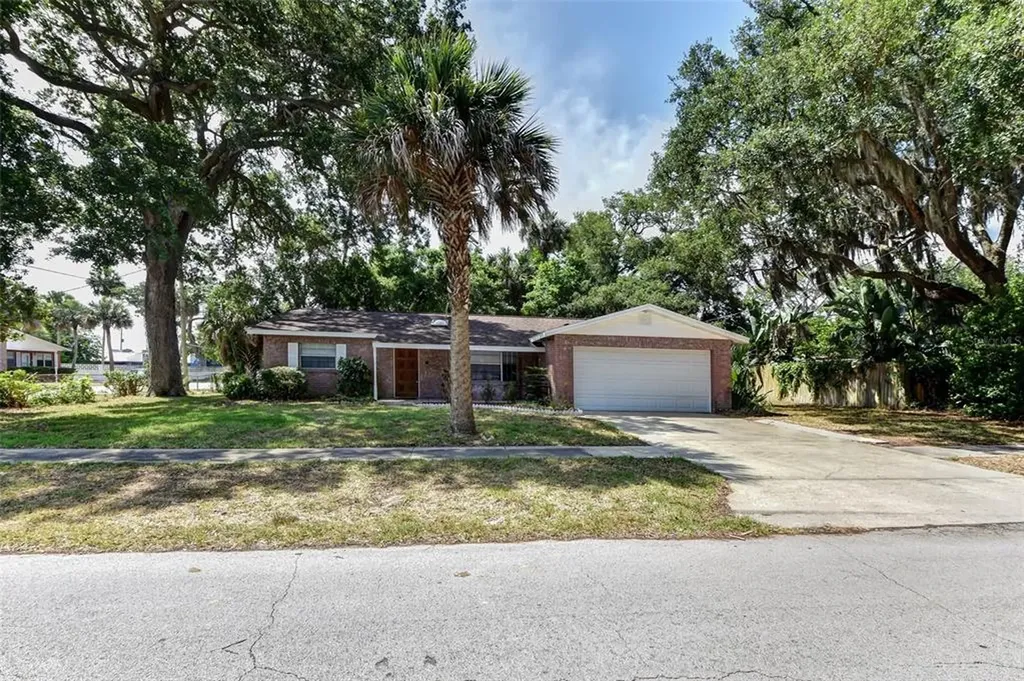 315 Slayton Avenue South Daytona FL 32119