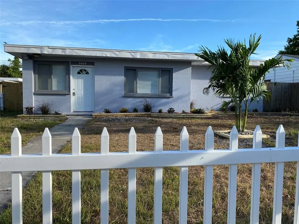 2820 41st Avenue N St Petersburg FL 33714