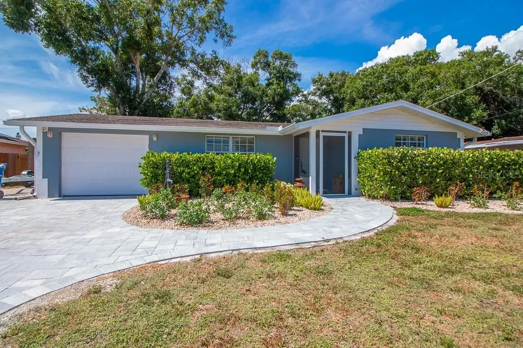 4629 Spahn Street Sarasota FL 34232