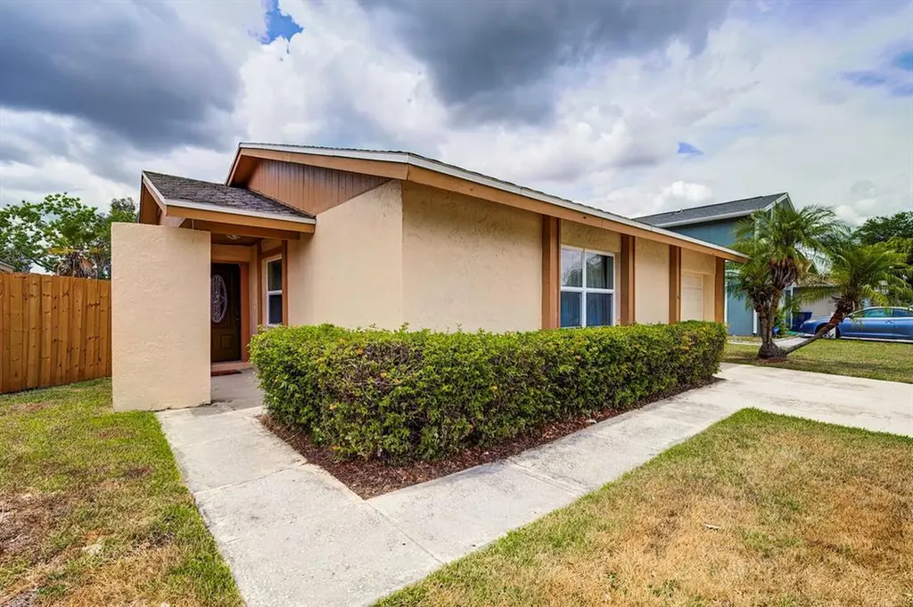 11360 Brookgreen Drive Tampa FL 33624